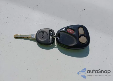 2001 GMC Sierra 1500 C3 z USA, uszkodzony, nr VIN 2GTEK69U411232261